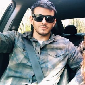 Meet your Posher, Eric